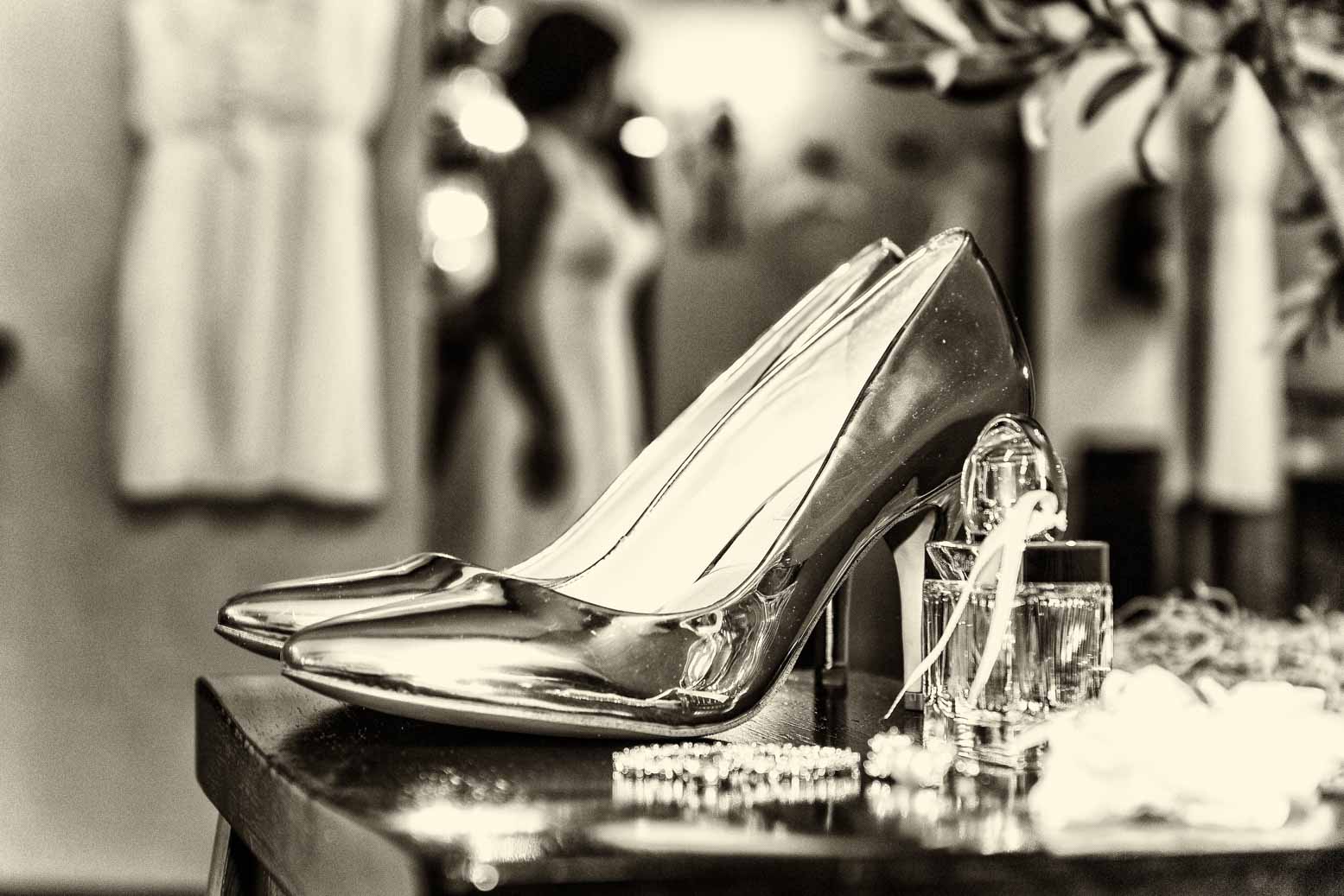 French wedding slippers, Geneva wedding photographer